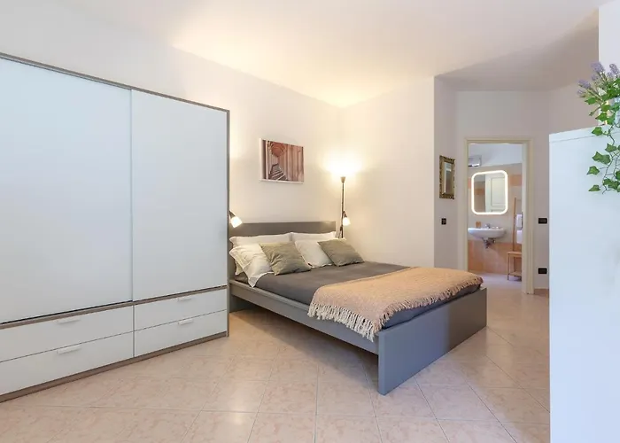 The Green Door - Ospedale Maggiore Studio
